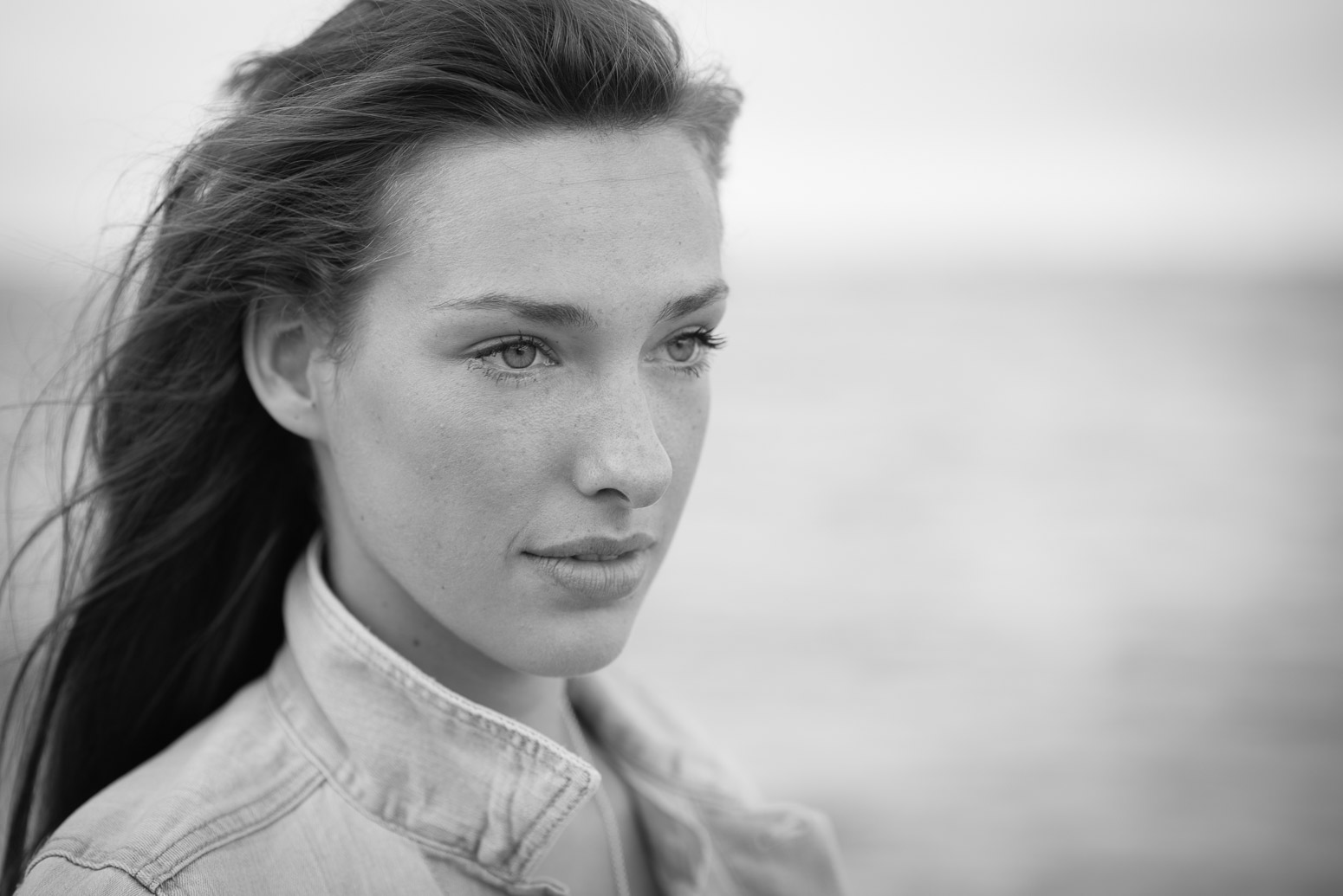 Portrait Fotoshooting in Hamburg am Elbufer