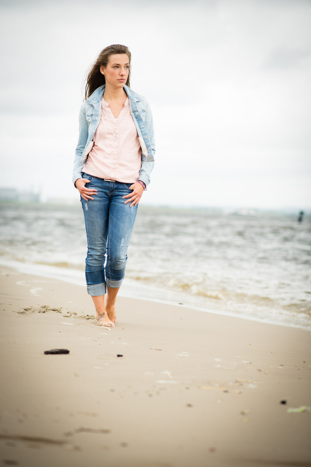 Portrait Fotoshooting in Hamburg am Elbufer