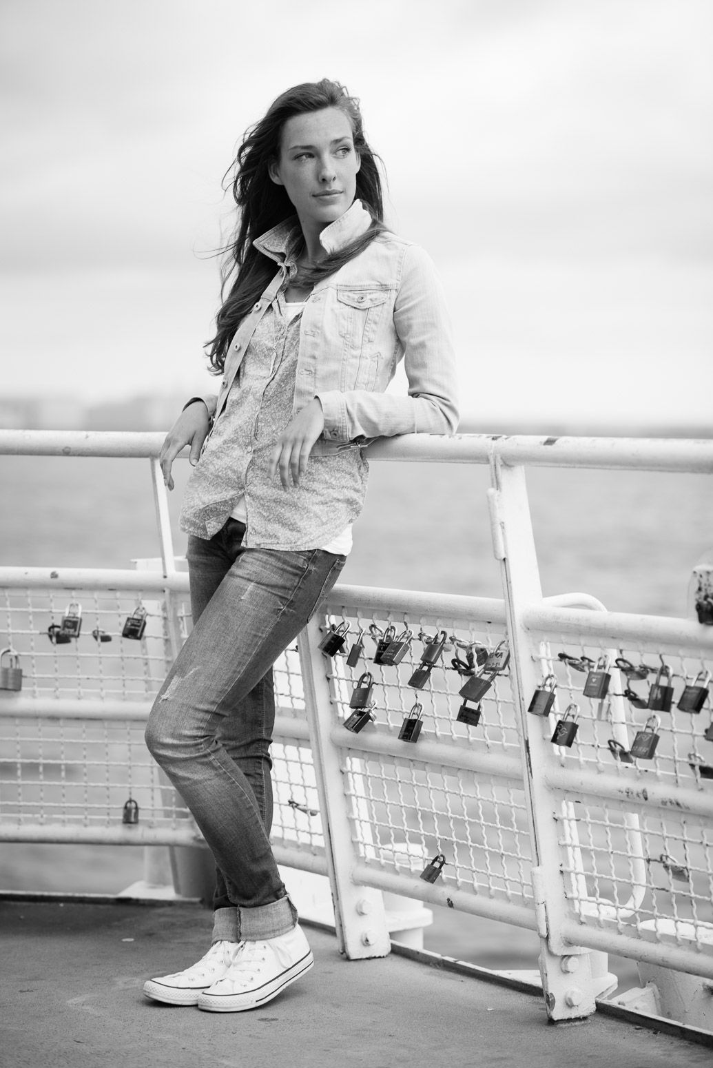 Portrait Fotoshooting in Hamburg am Elbufer