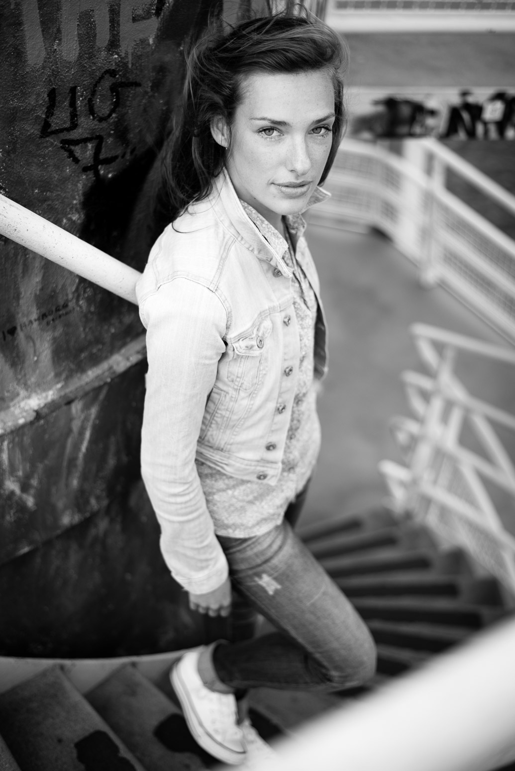 Portrait Fotoshooting in Hamburg am Elbufer