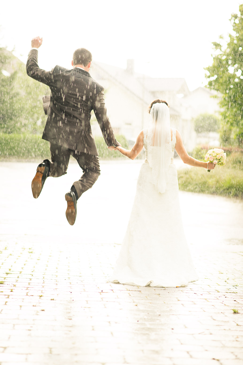 Hochzeitsreportage in Schorndorf bei Regen und Sonne