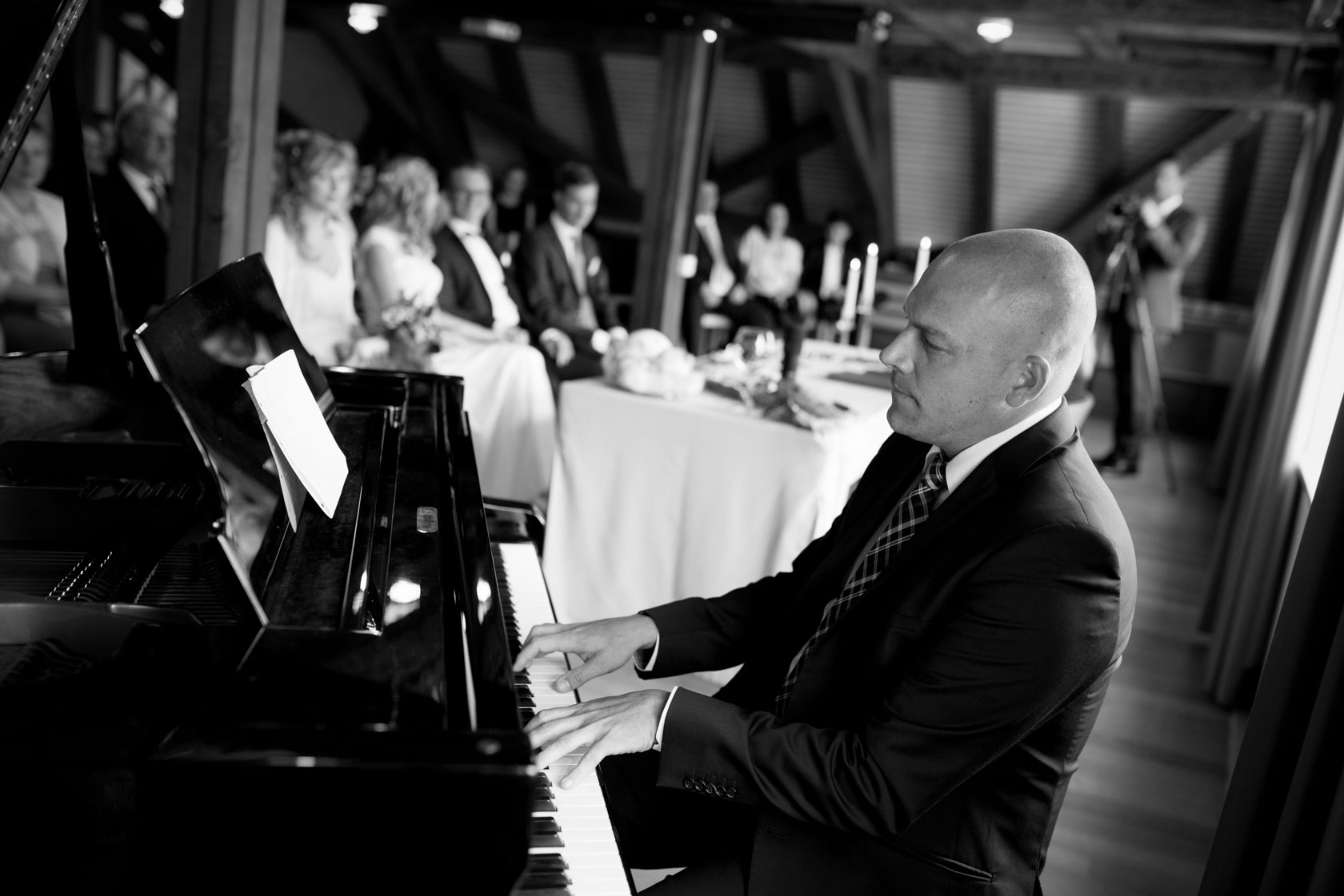 Hochzeitsfotograf Rems Murr Kreis unterwegs mit Rena und Sebasti