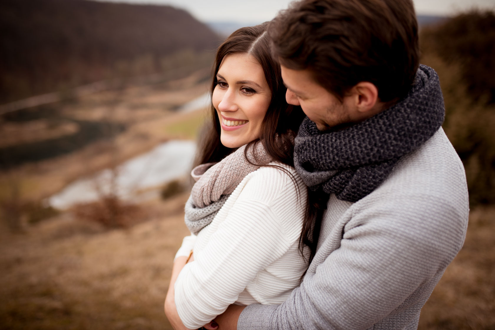 Paar Fotoshooting Eselsburgertal Paarfotos Engagement Hochzeitsf